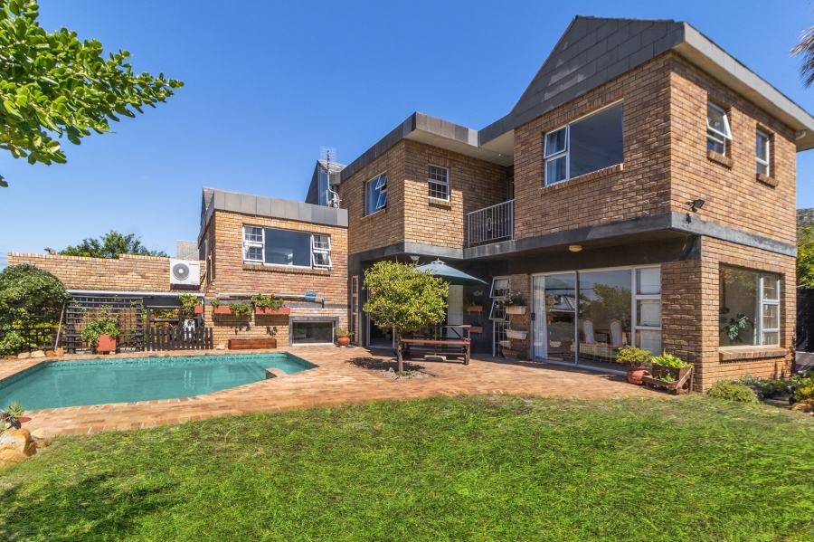 4 Bedroom Property for Sale in Fish Hoek Western Cape